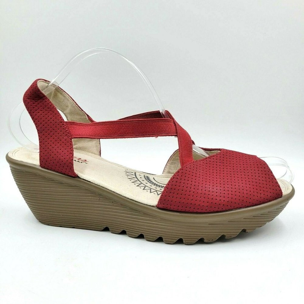 Skechers Parallel Piazza Red Platform Wedge Sandal